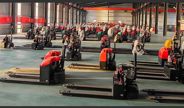 電動(dòng)搬運(yùn)車(chē)實(shí)拍