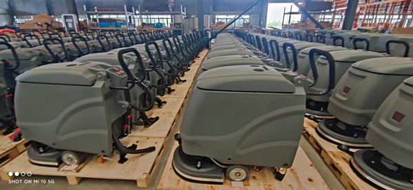 廠家教您如何維護(hù)揚(yáng)子洗地機(jī)  廠家教您如何維護(hù)揚(yáng)子洗地機(jī)